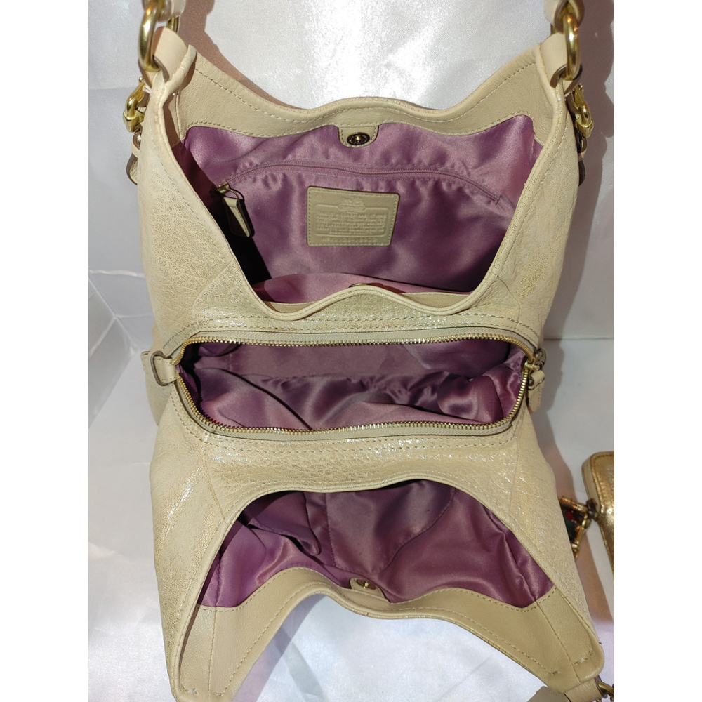 Coach Madison Maggie Hobo Bag/Poppy Wristlet Embossed Leather Metallic Gold W OS - Picture 9 of 10